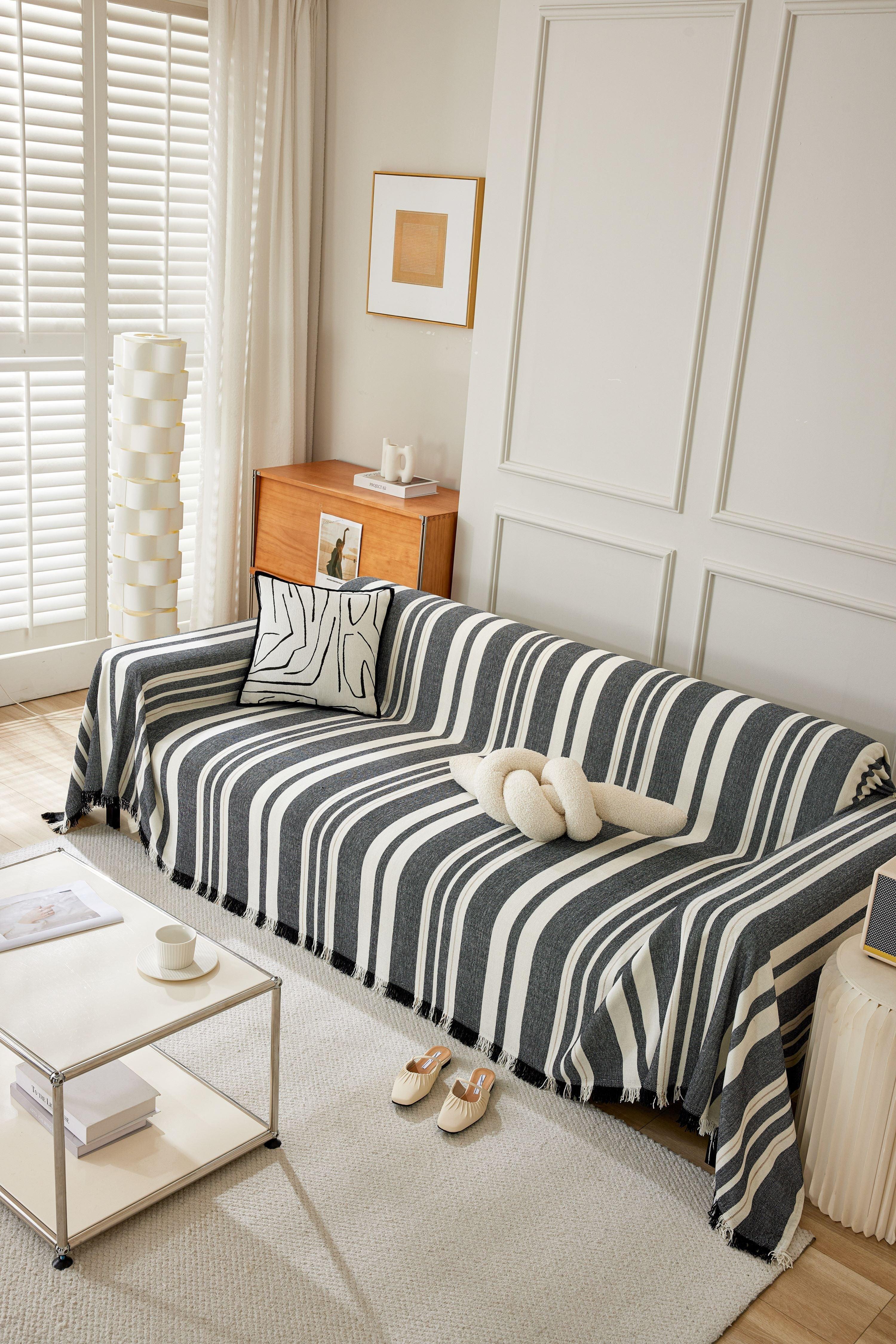 Sofa Throw - Striniara - Cross Black - Image 2